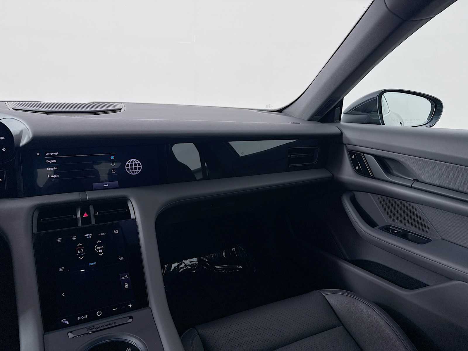 Thumbnail: 2021 Porsche Taycan - 19