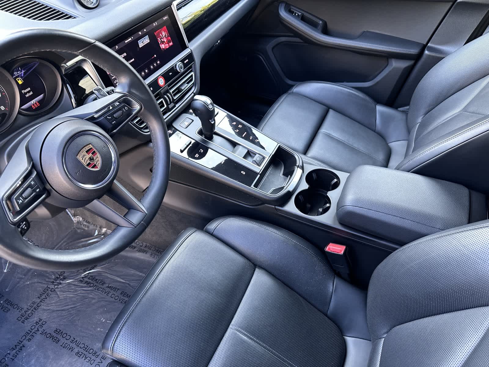 Thumbnail: 2025 Porsche Macan - 4