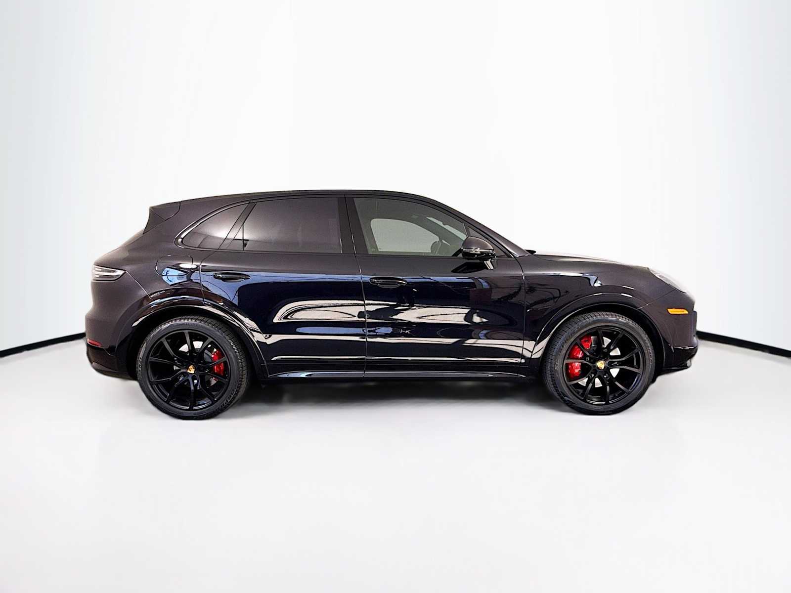 Thumbnail: 2022 Porsche Cayenne - 8