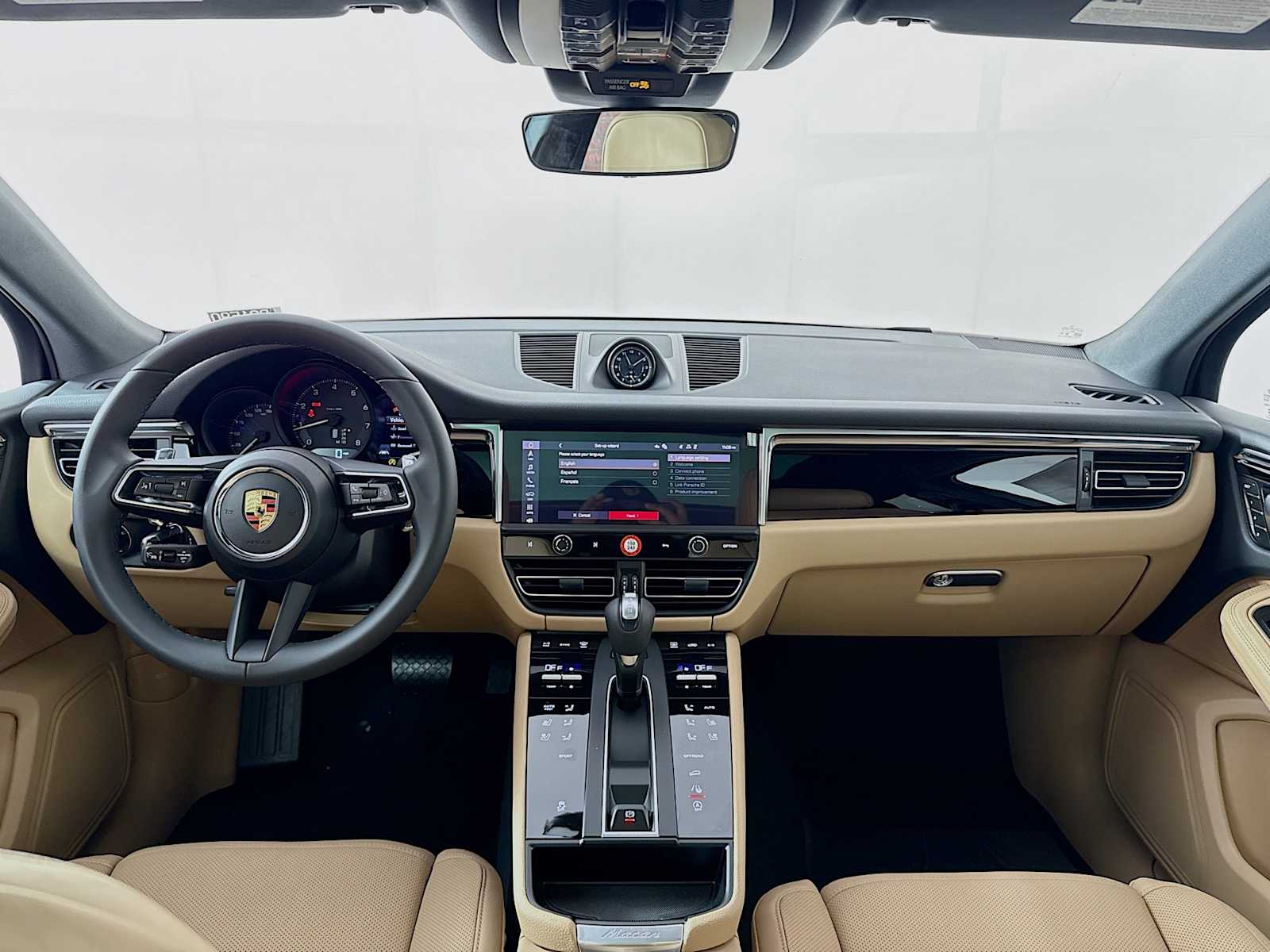 Thumbnail: 2026 Porsche Macan - 27