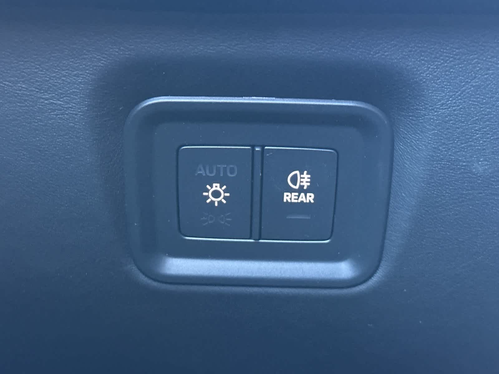 Thumbnail: 2026 Porsche Cayenne - 31