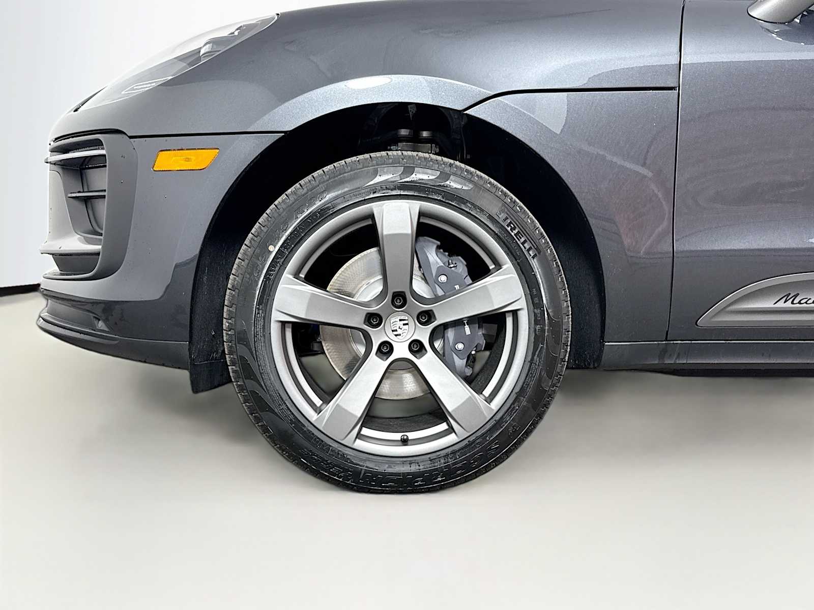 Thumbnail: 2026 Porsche Macan - 24