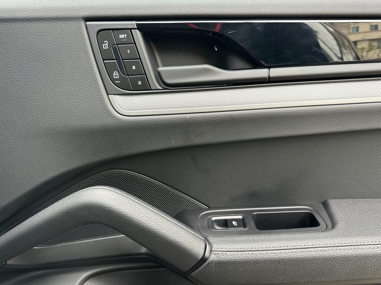 Thumbnail: 2024 Porsche Cayenne - 19