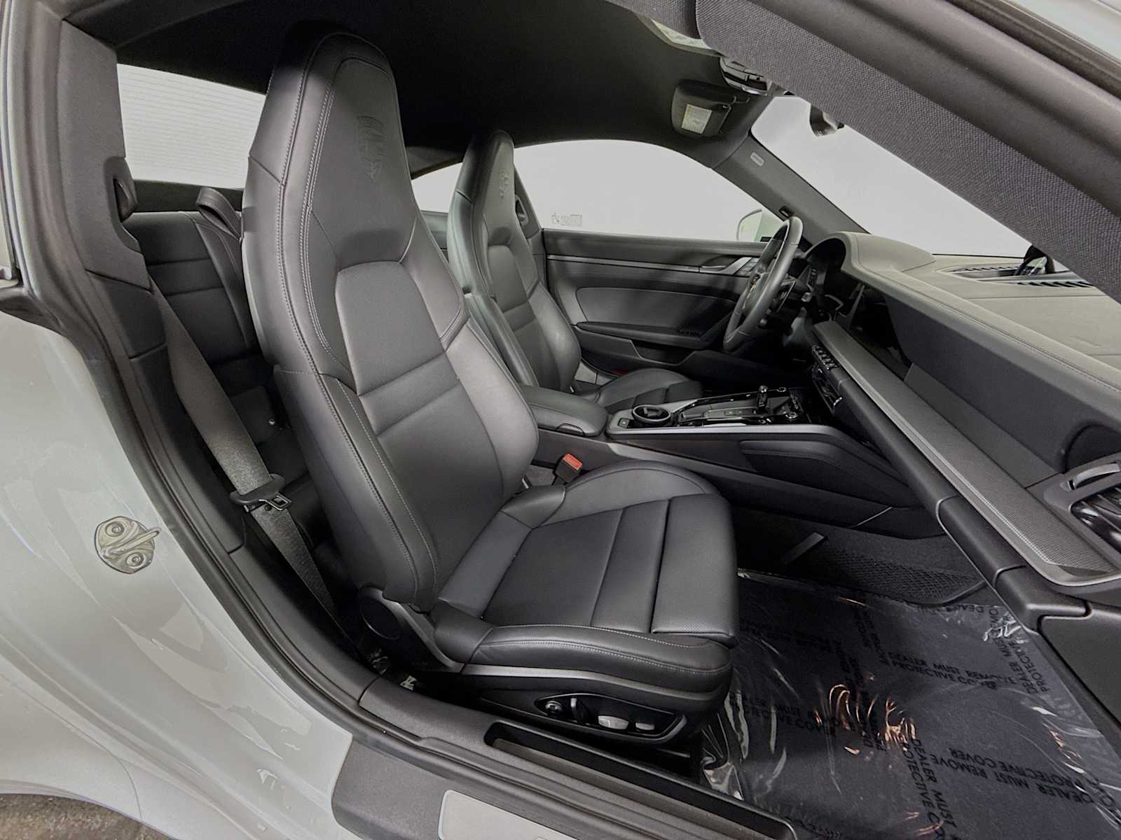 Thumbnail: 2025 Porsche 911 - 22