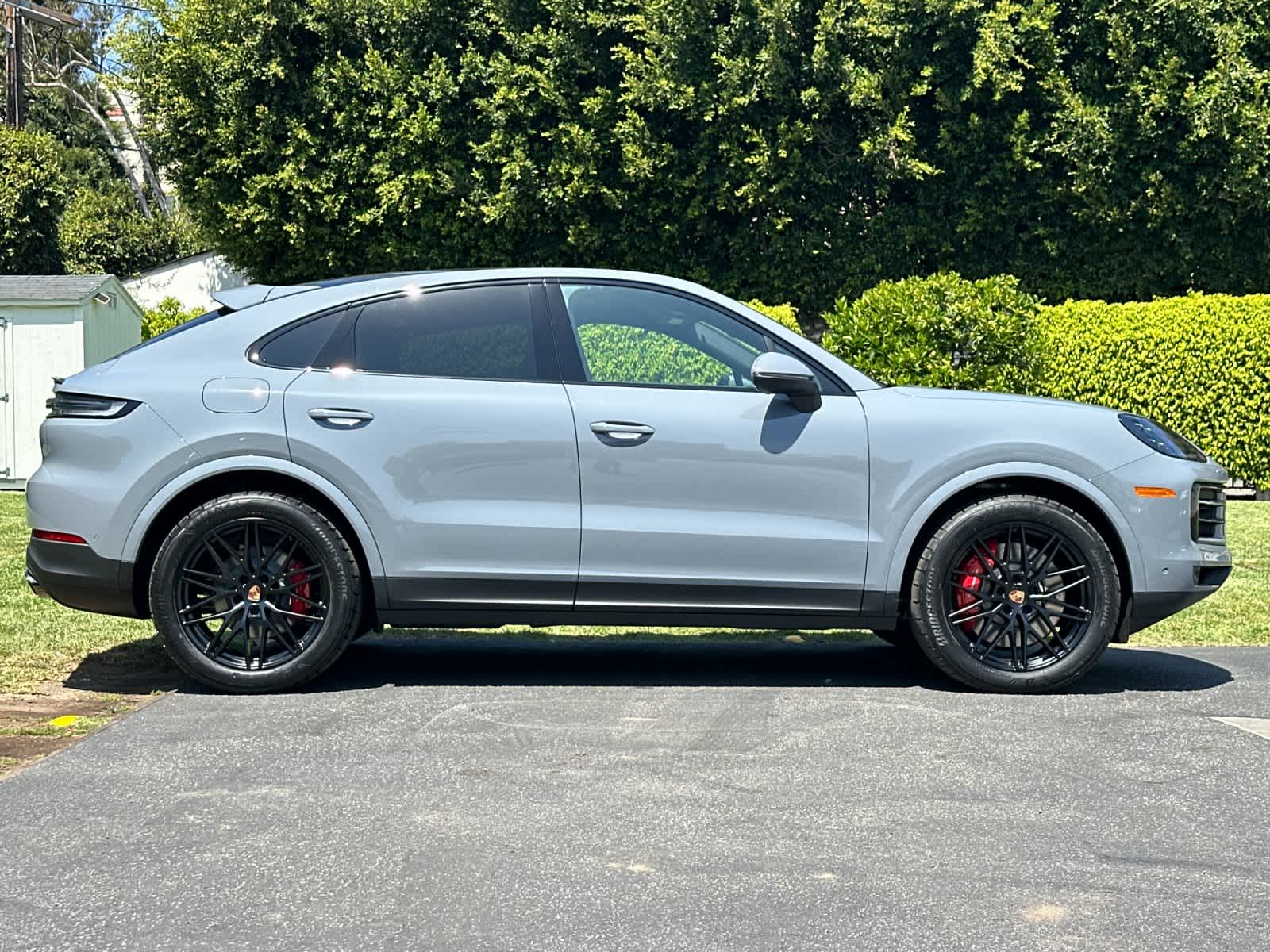 Thumbnail: 2026 Porsche Cayenne - 9