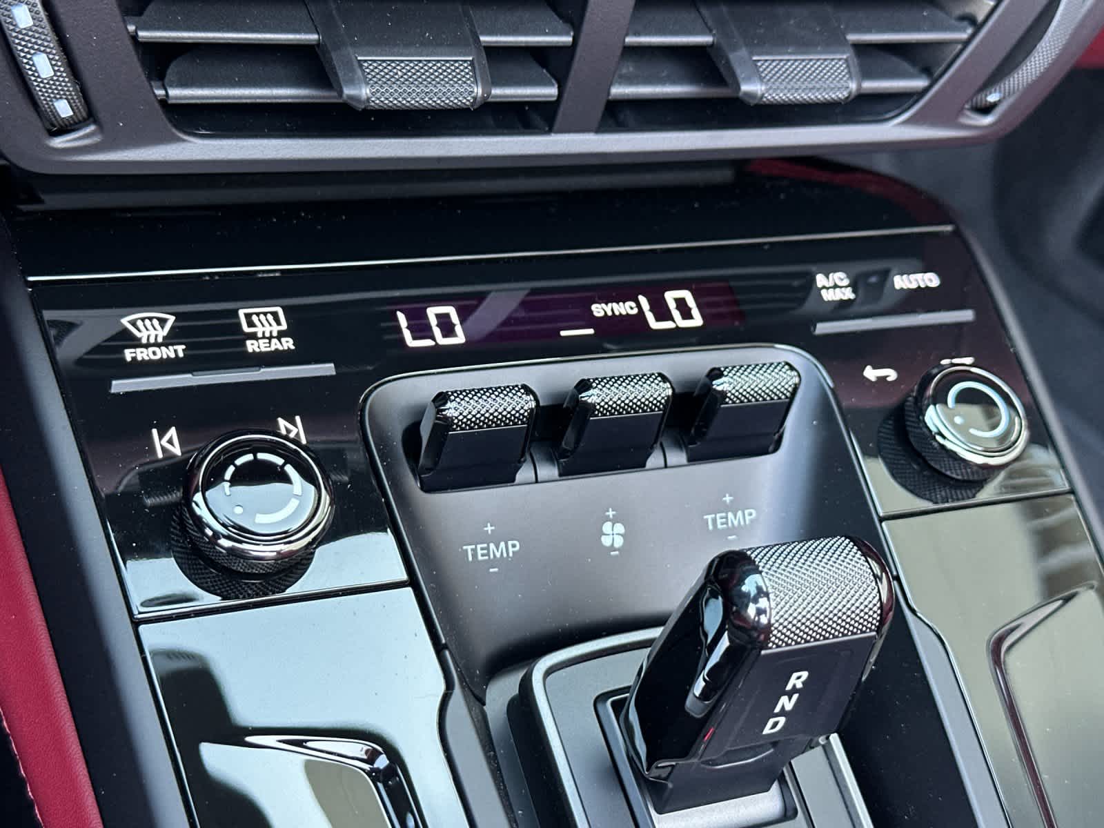 Thumbnail: 2026 Porsche 911 - 21