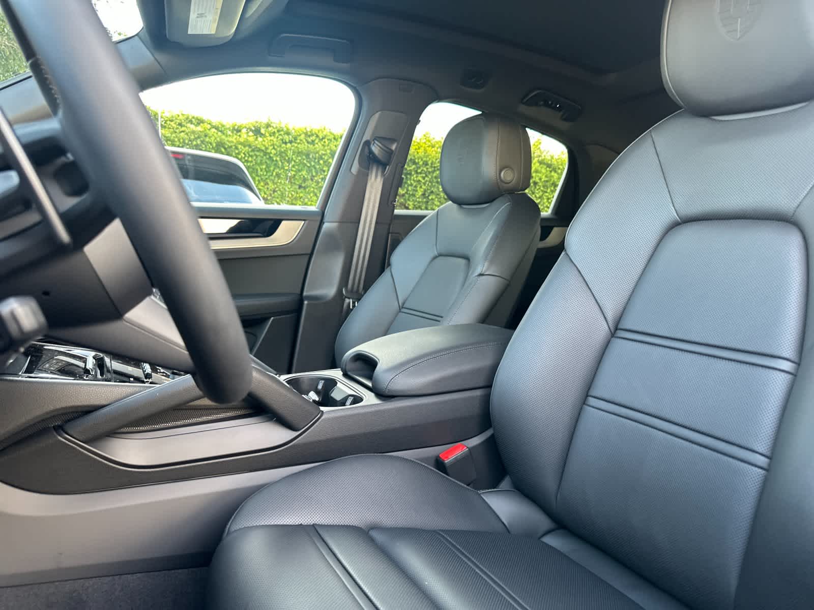 Thumbnail: 2026 Porsche Cayenne - 5