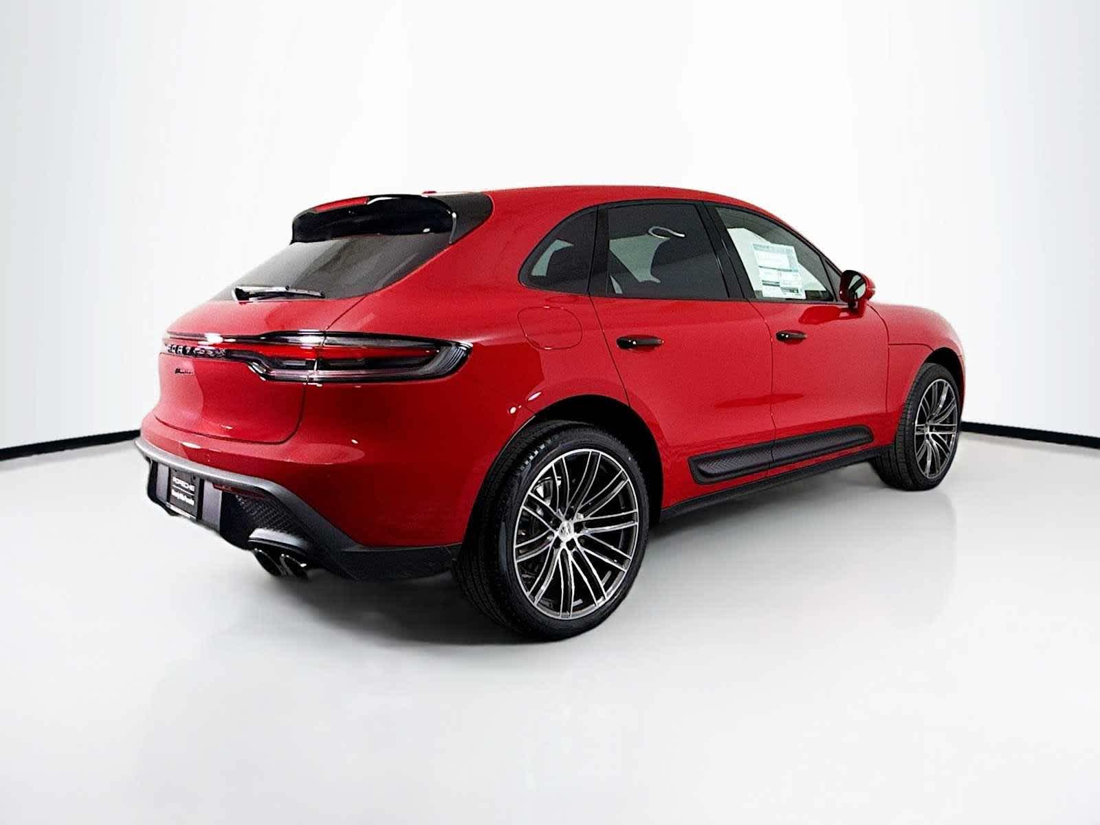 Thumbnail: 2025 Porsche Macan - 9