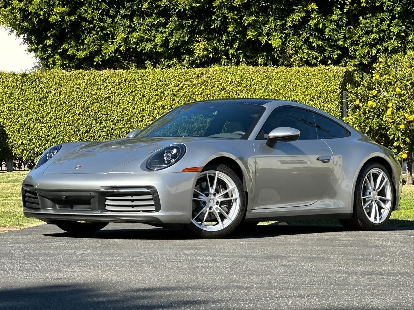 Thumbnail: 2024 Porsche 911 - 1
