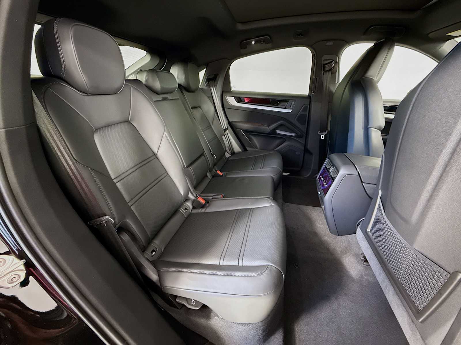 Thumbnail: 2026 Porsche Cayenne - 20