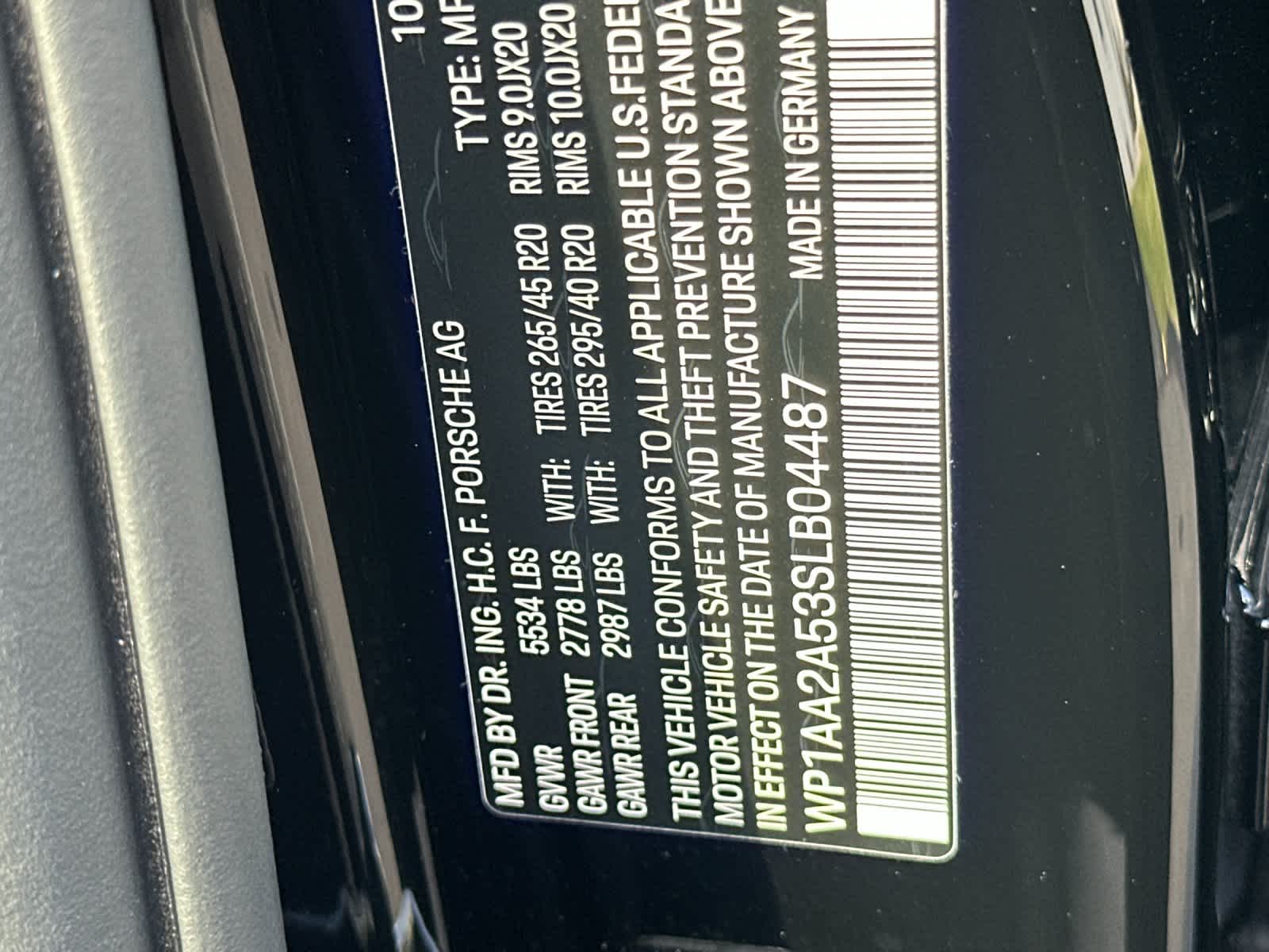 Thumbnail: 2025 Porsche Macan - 35