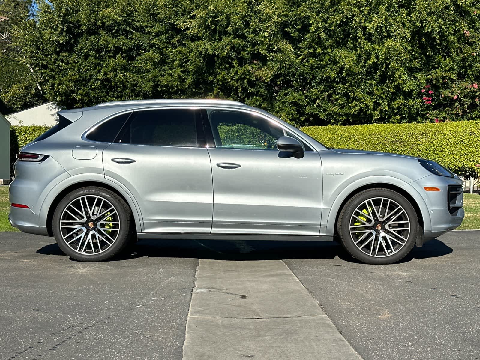 Thumbnail: 2025 Porsche Cayenne - 9
