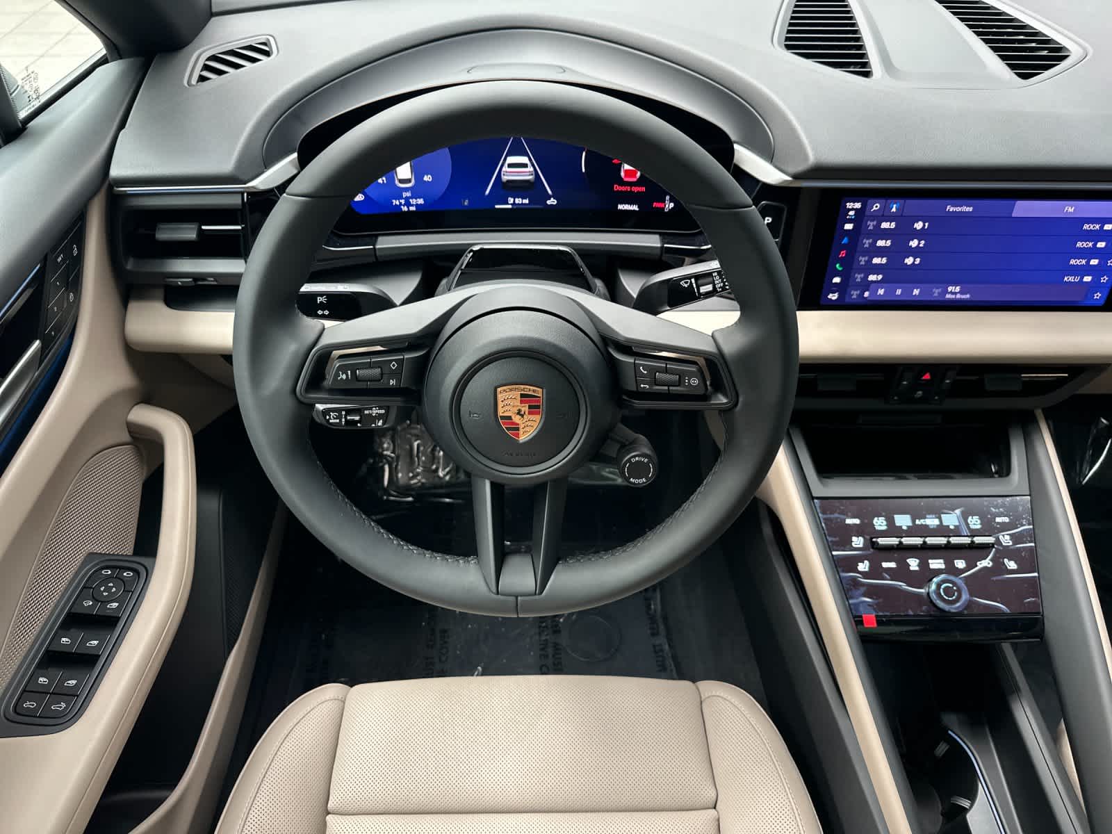 Thumbnail: 2026 Porsche Macan - 15