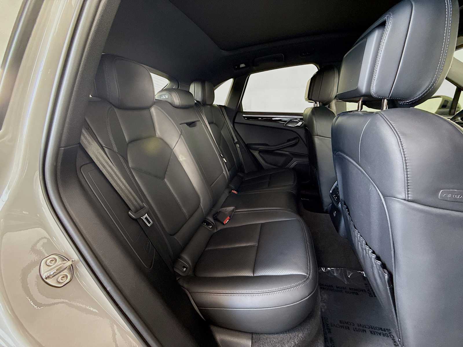 Thumbnail: 2024 Porsche Macan - 22