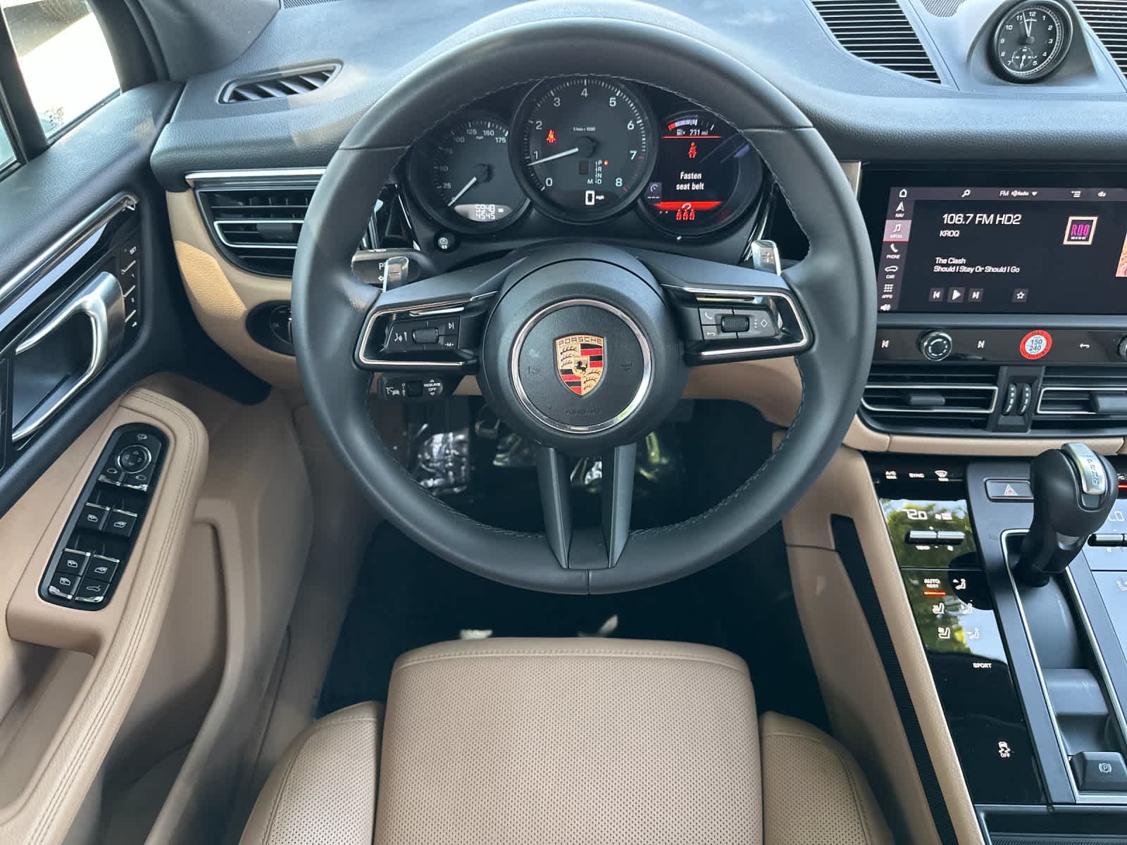 Thumbnail: 2025 Porsche Macan - 14