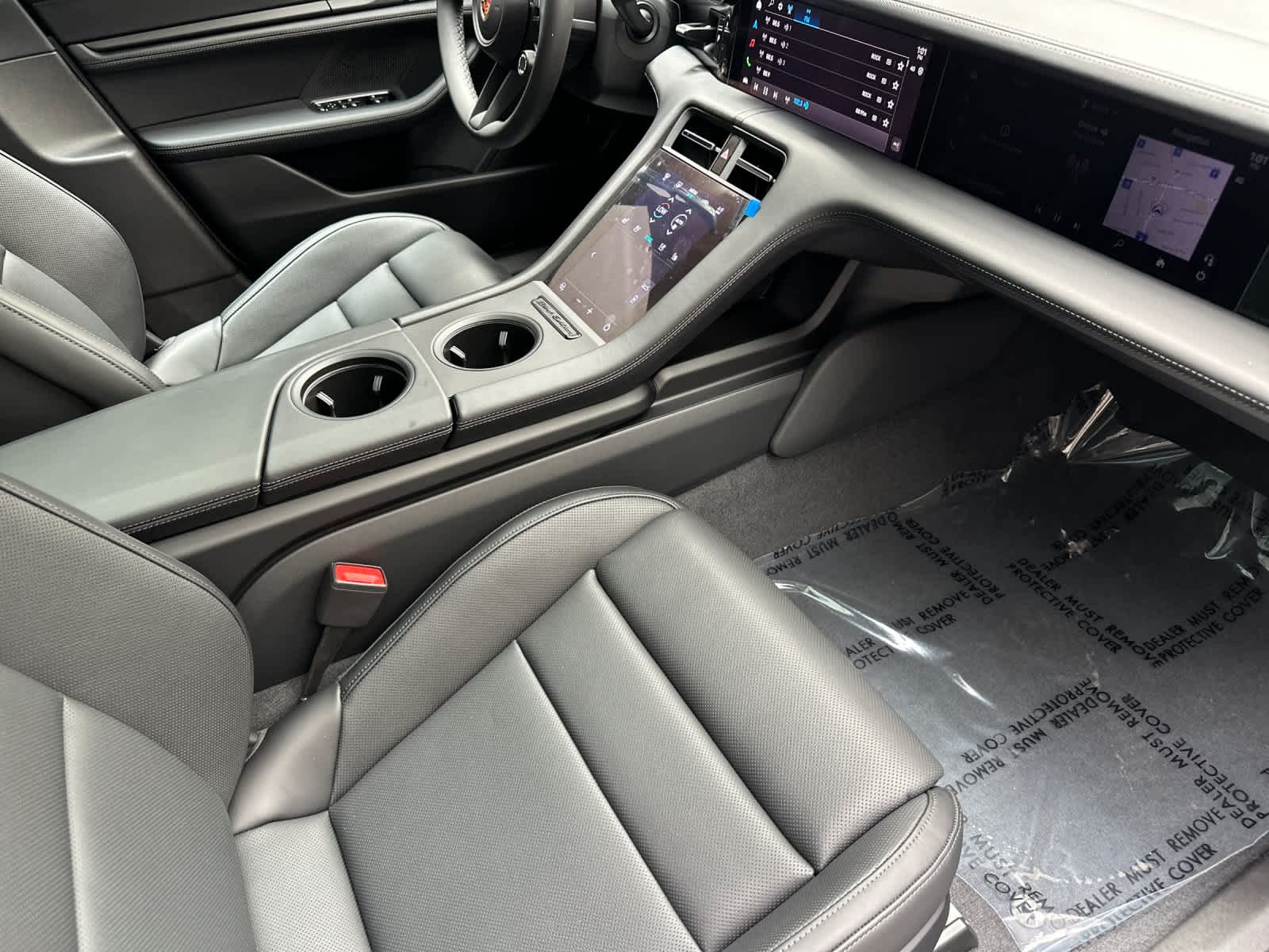 Thumbnail: 2026 Porsche Taycan - 16