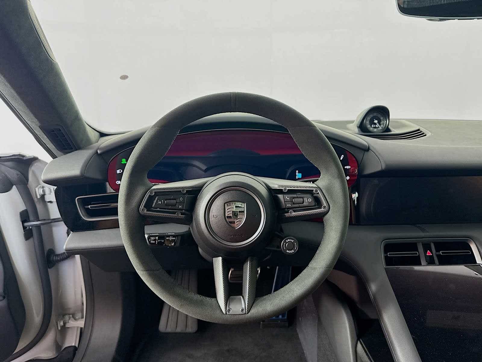 Thumbnail: 2025 Porsche Taycan - 12