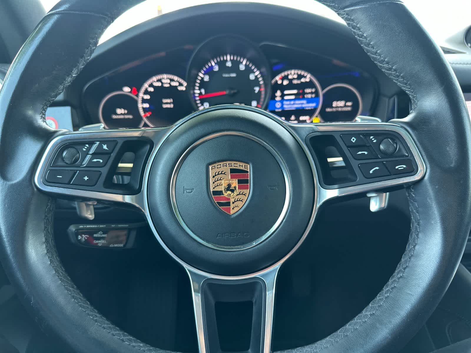Thumbnail: 2019 Porsche Cayenne - 26