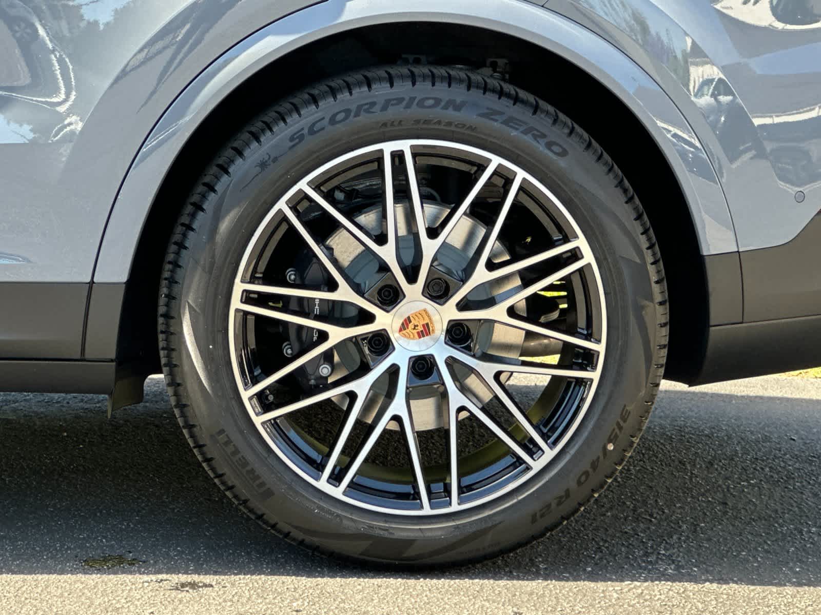 Thumbnail: 2026 Porsche Cayenne - 32