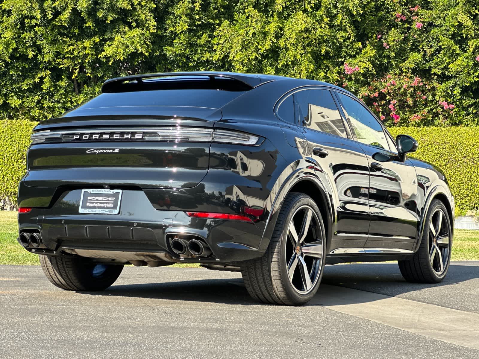 Thumbnail: 2025 Porsche Cayenne - 8