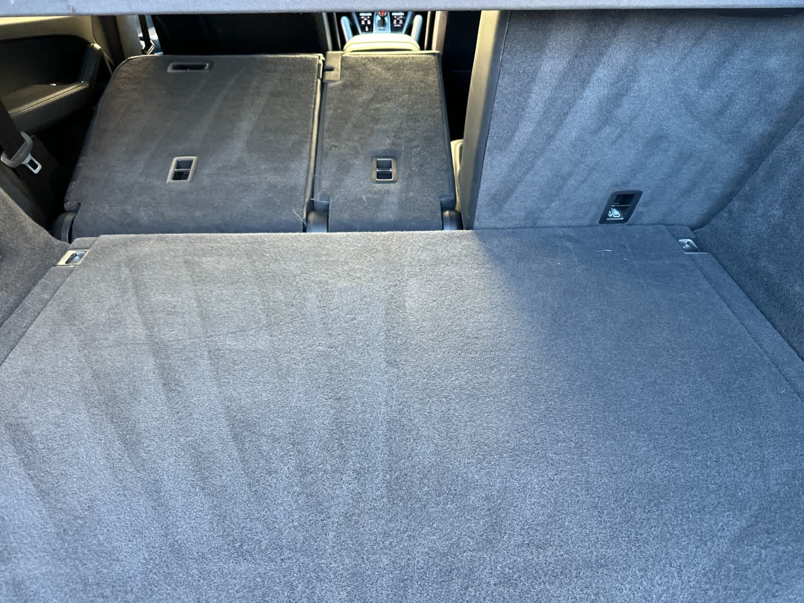 Thumbnail: 2022 Porsche Cayenne - 32