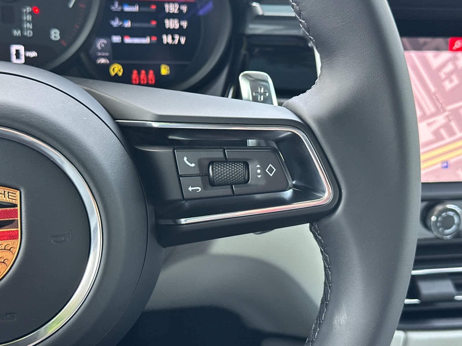 Thumbnail: 2026 Porsche Macan - 28