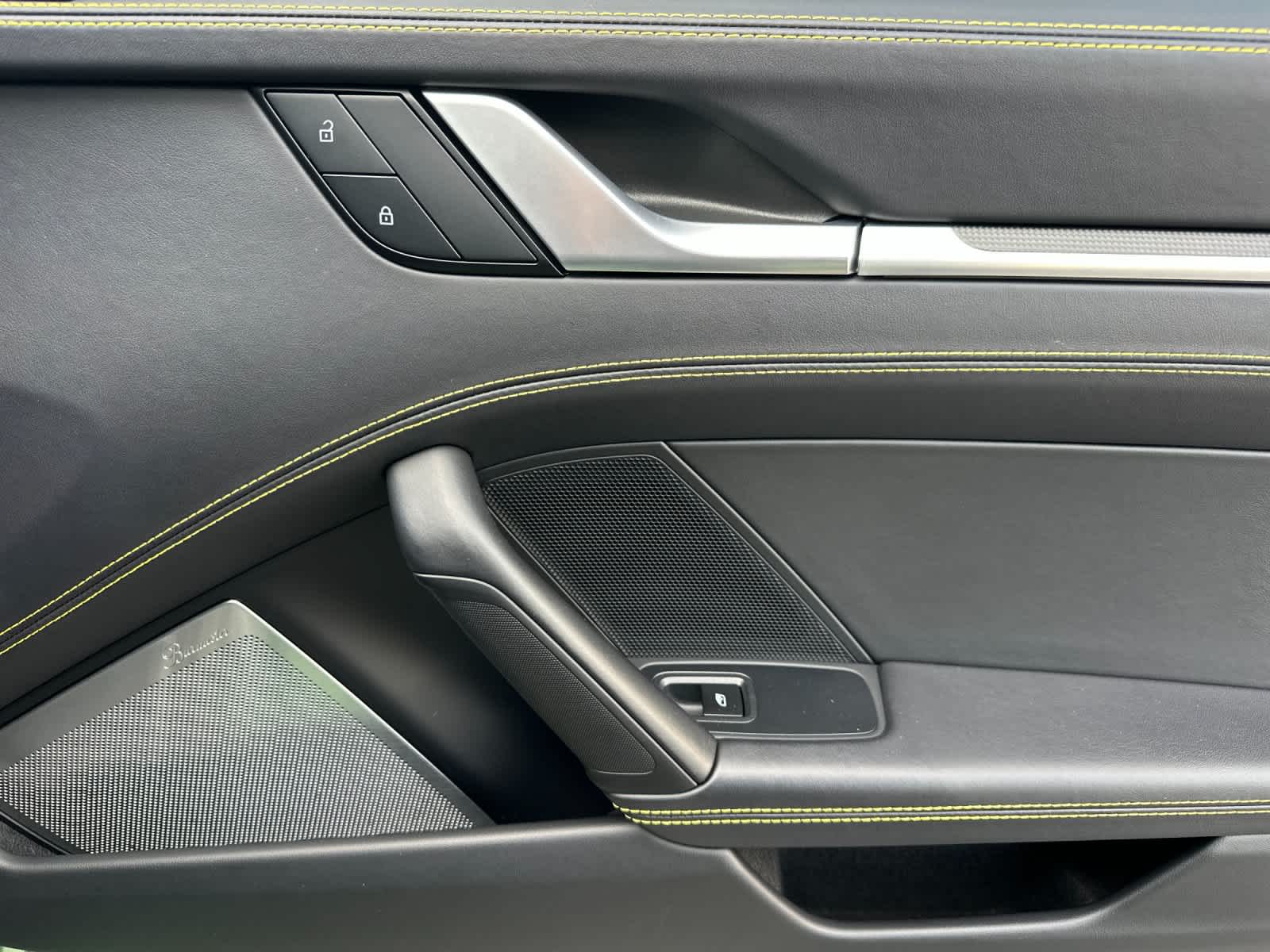 Thumbnail: 2022 Porsche 911 - 14