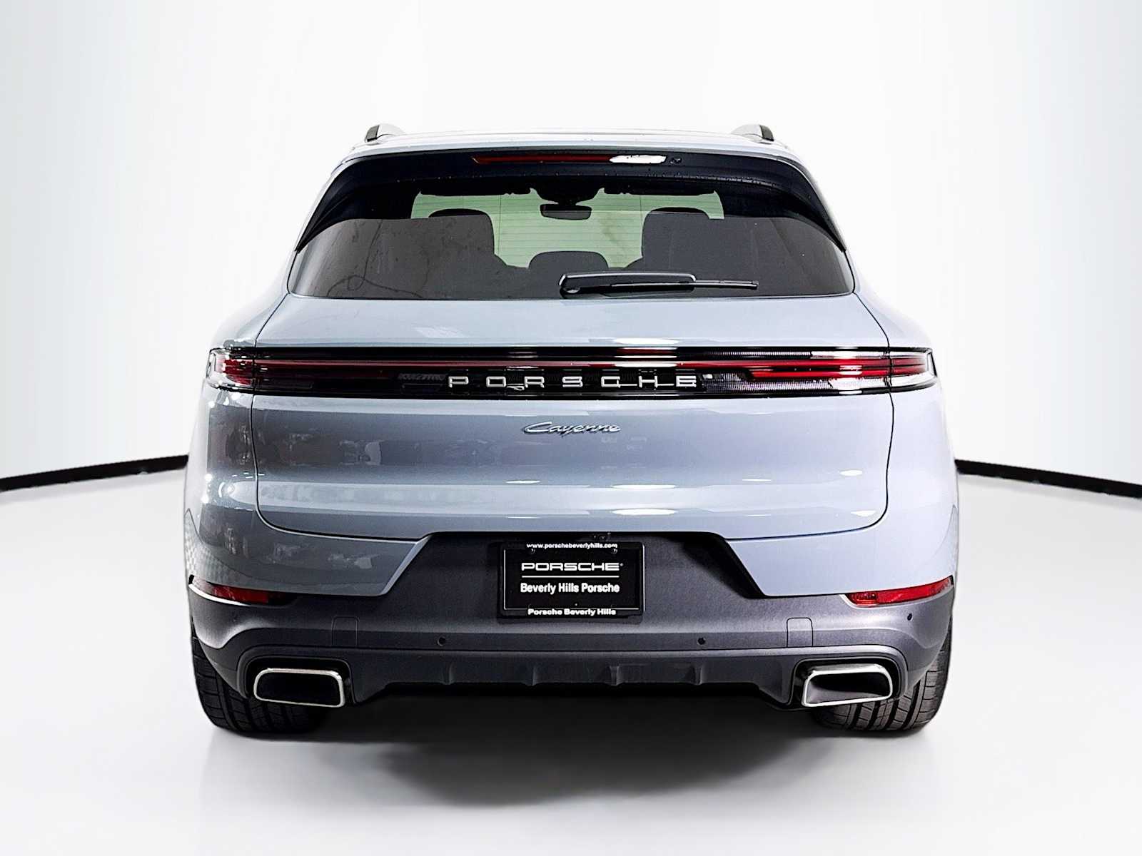 Thumbnail: 2025 Porsche Cayenne - 10