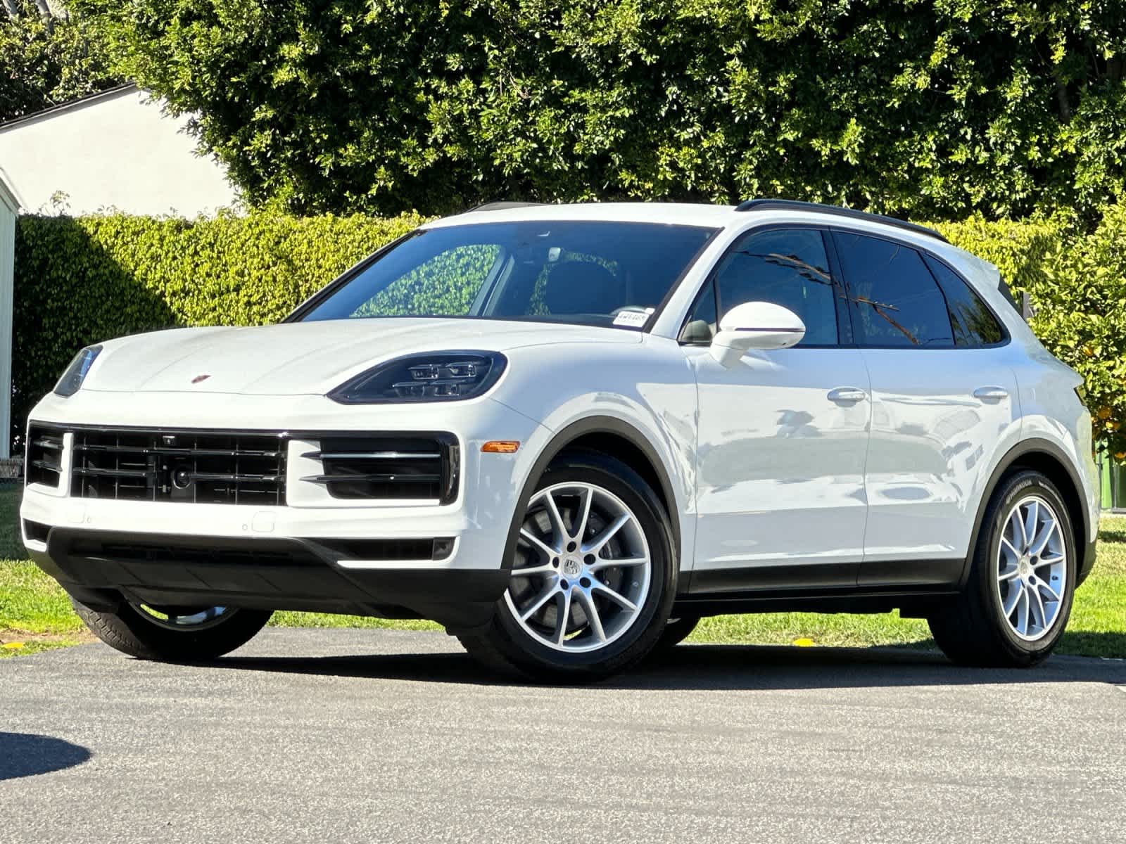 Thumbnail: 2024 Porsche Cayenne - 1