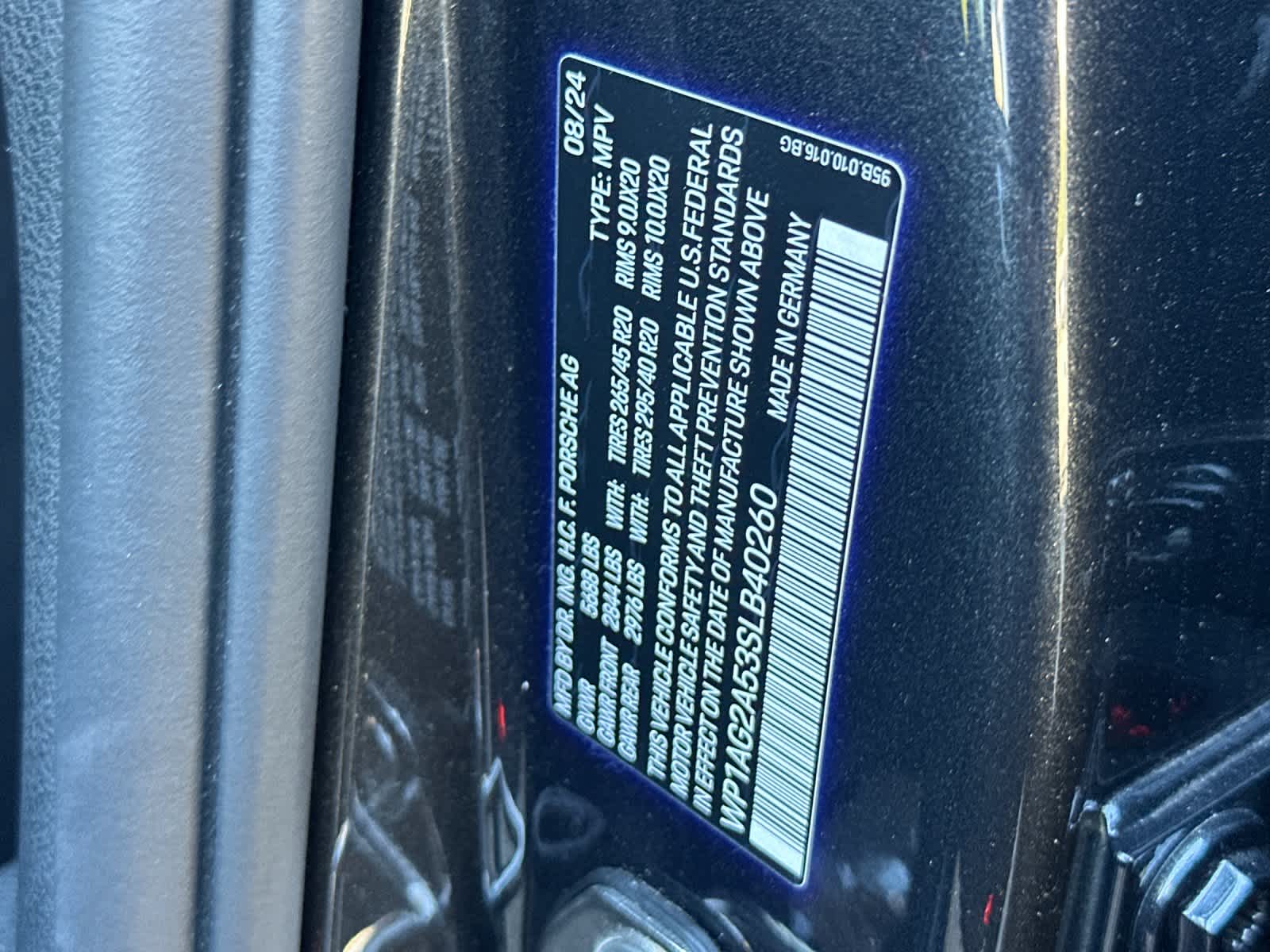 Thumbnail: 2025 Porsche Macan - 33