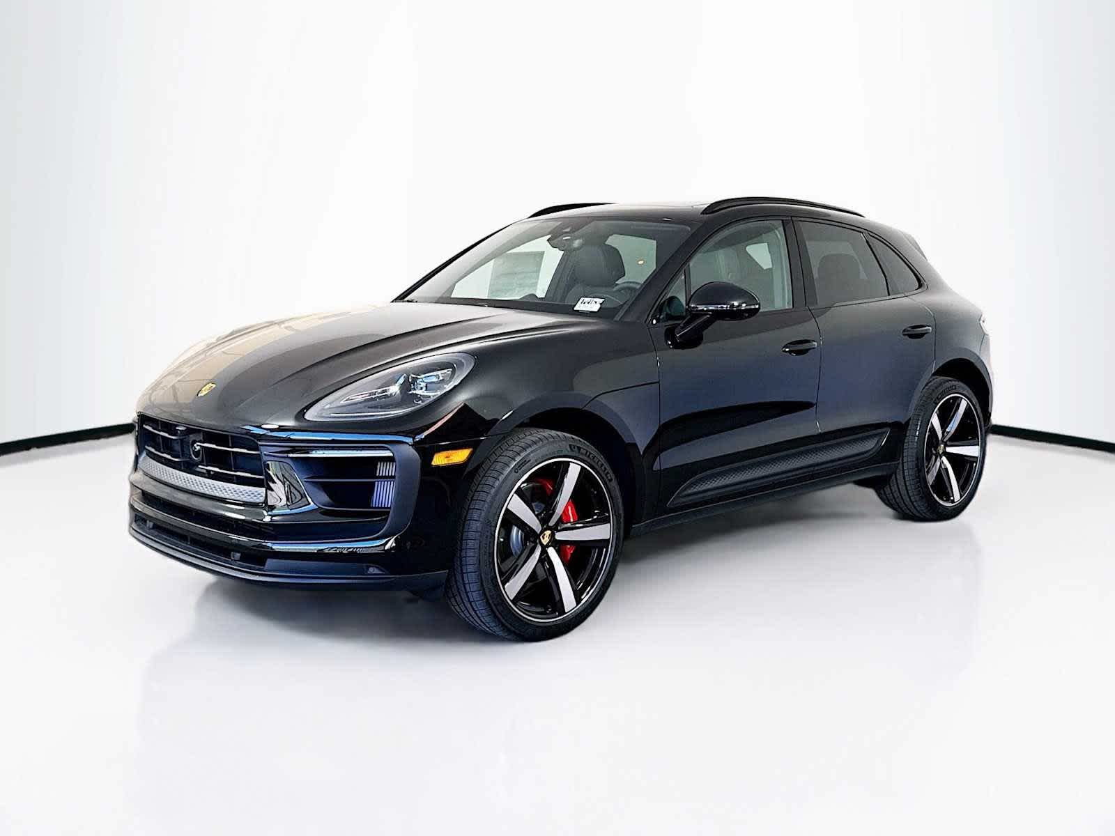 Thumbnail: 2026 Porsche Macan - 1
