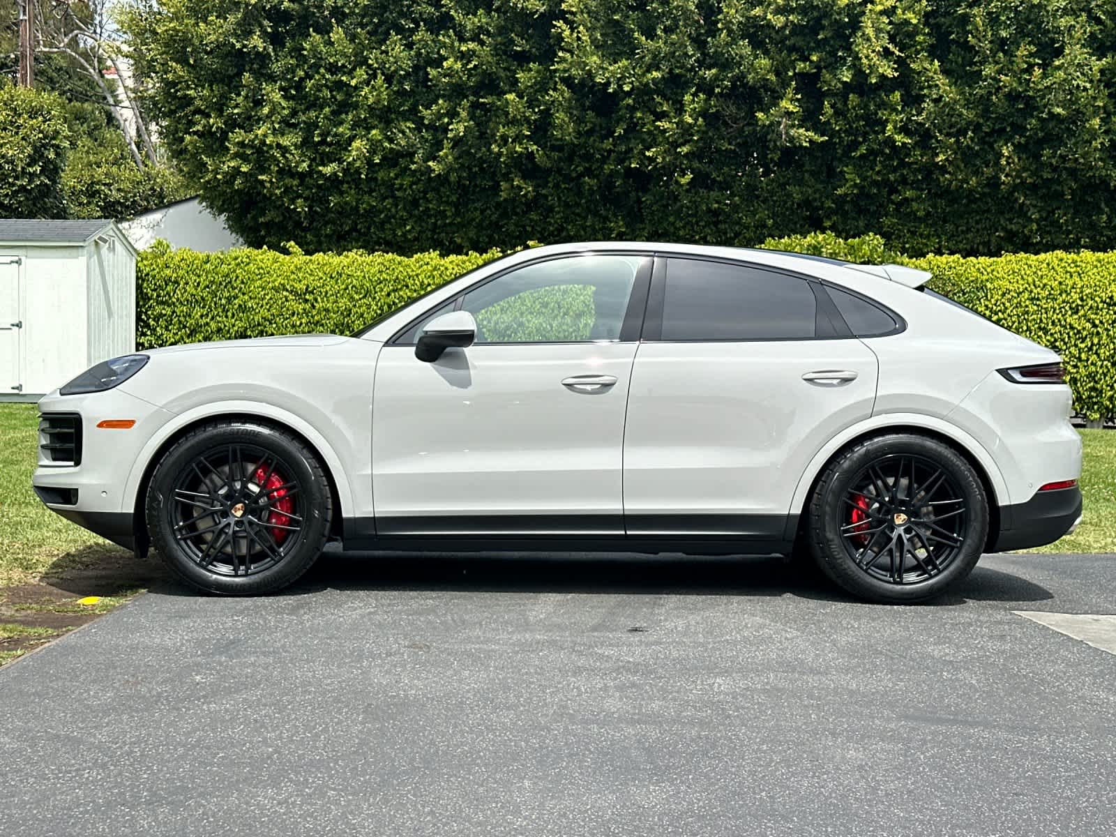 Thumbnail: 2026 Porsche Cayenne - 2