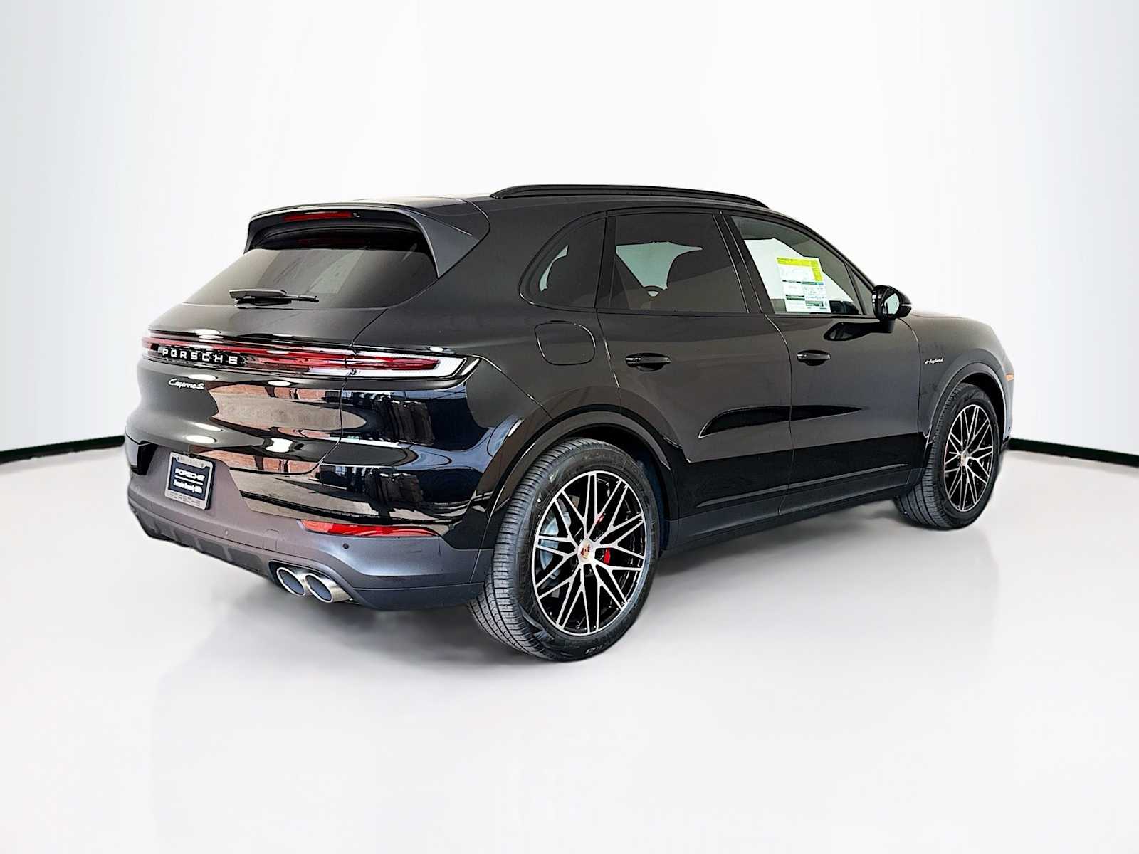 Thumbnail: 2026 Porsche Cayenne - 9
