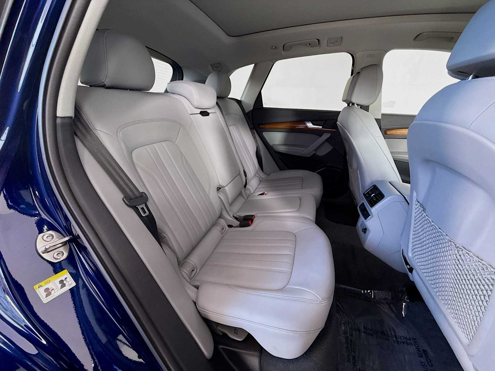 Thumbnail: 2022 Audi Q5 - 21