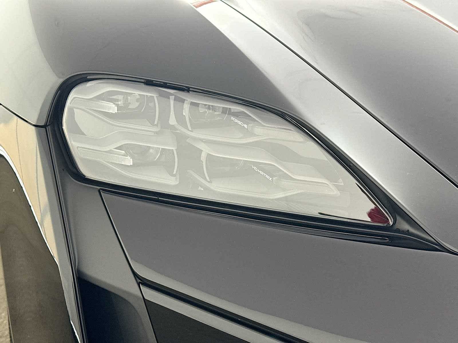 Thumbnail: 2026 Porsche Taycan - 28