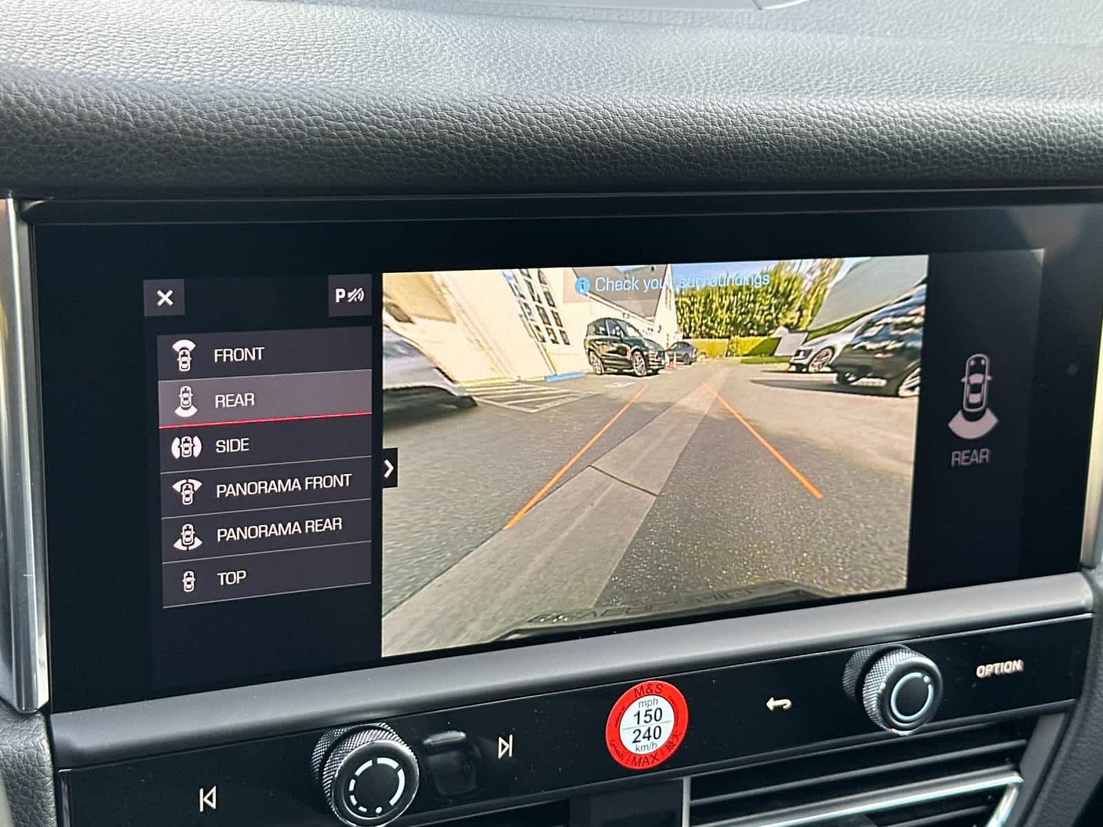 Thumbnail: 2026 Porsche Macan - 22