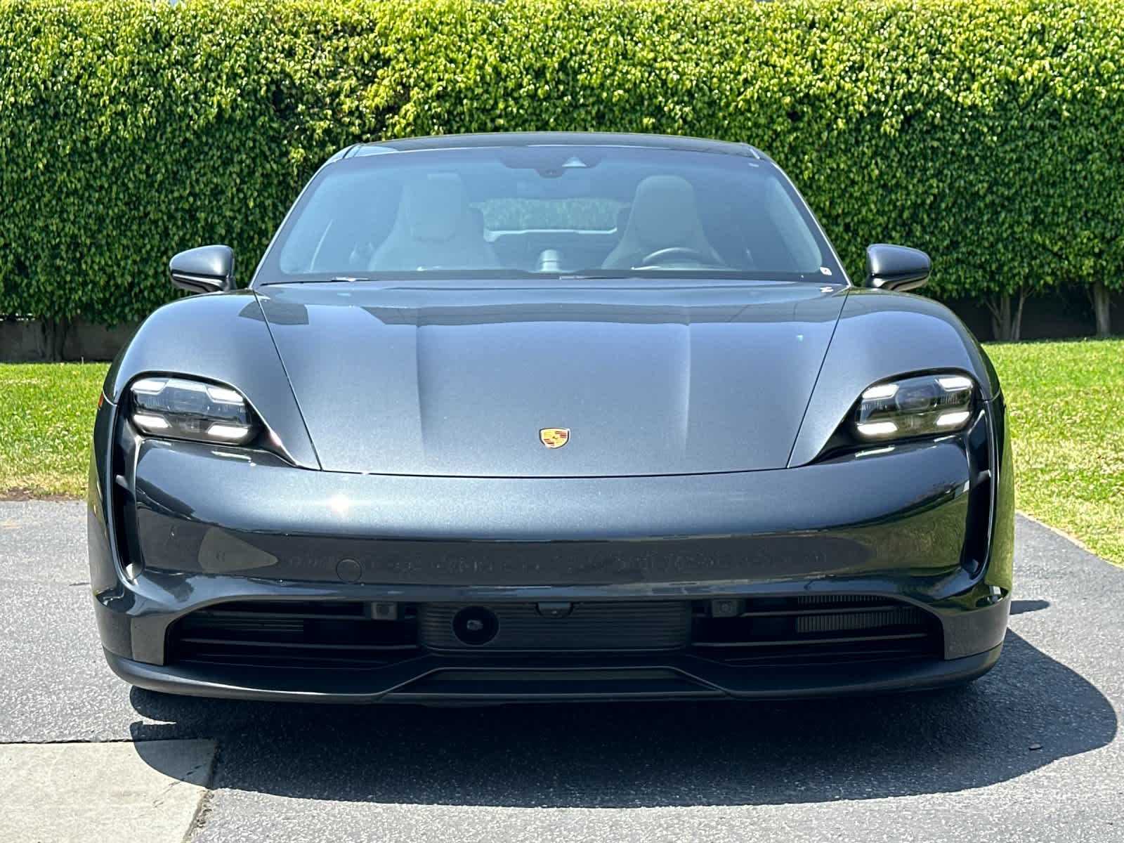 Thumbnail: 2020 Porsche Taycan - 11
