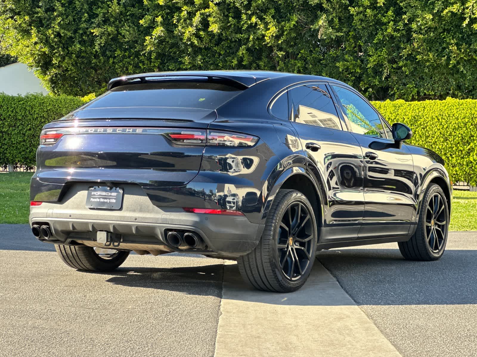 Thumbnail: 2023 Porsche Cayenne - 8