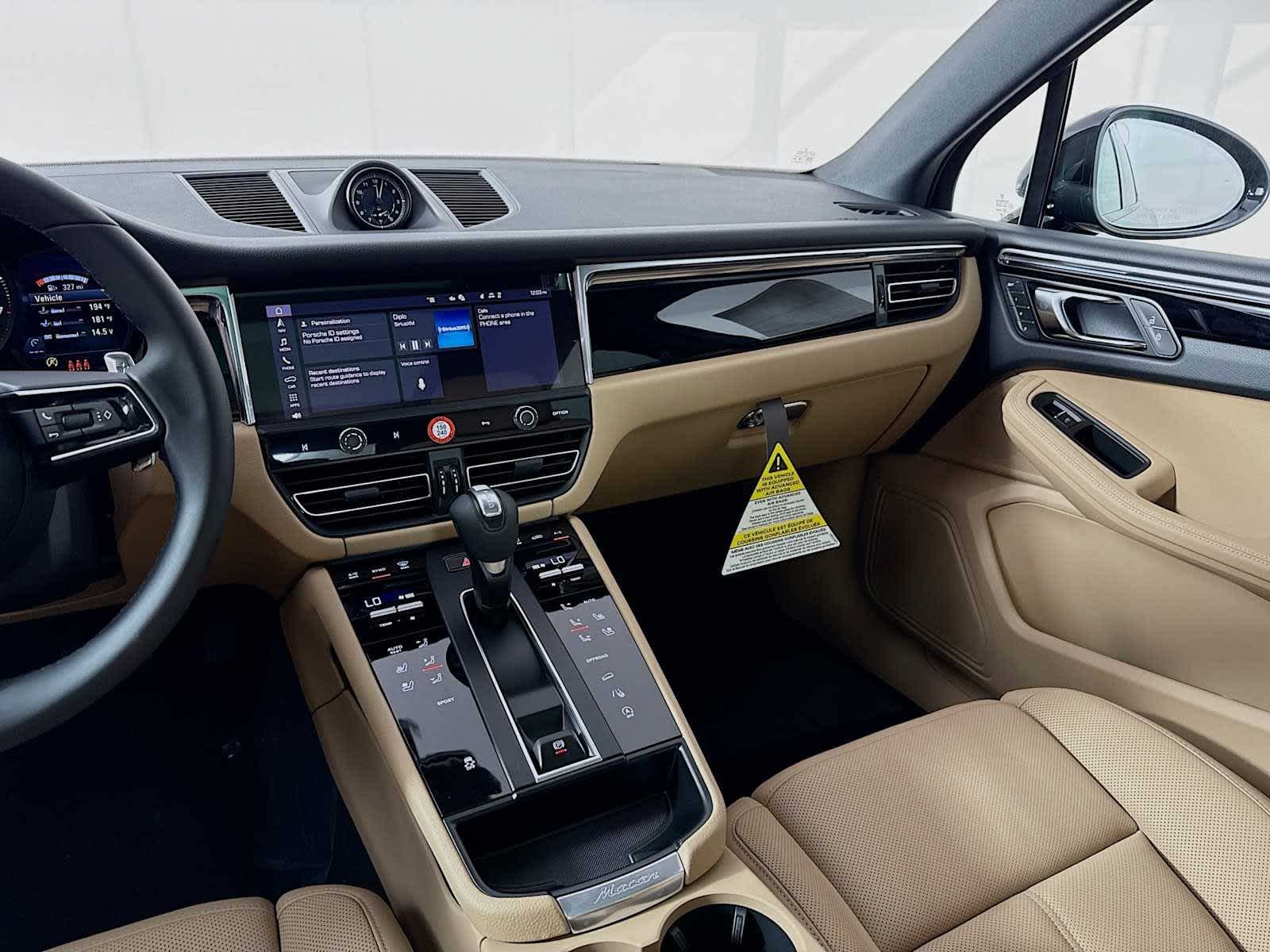 Thumbnail: 2026 Porsche Macan - 19