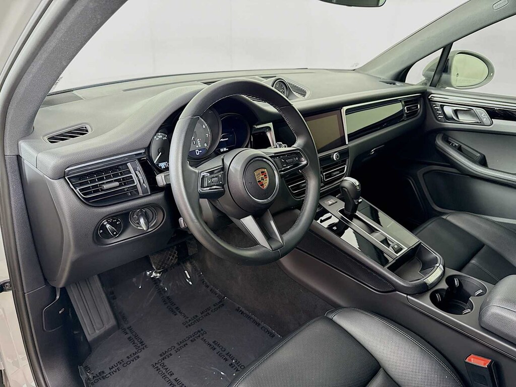 Certified 2024 Porsche Macan SUV