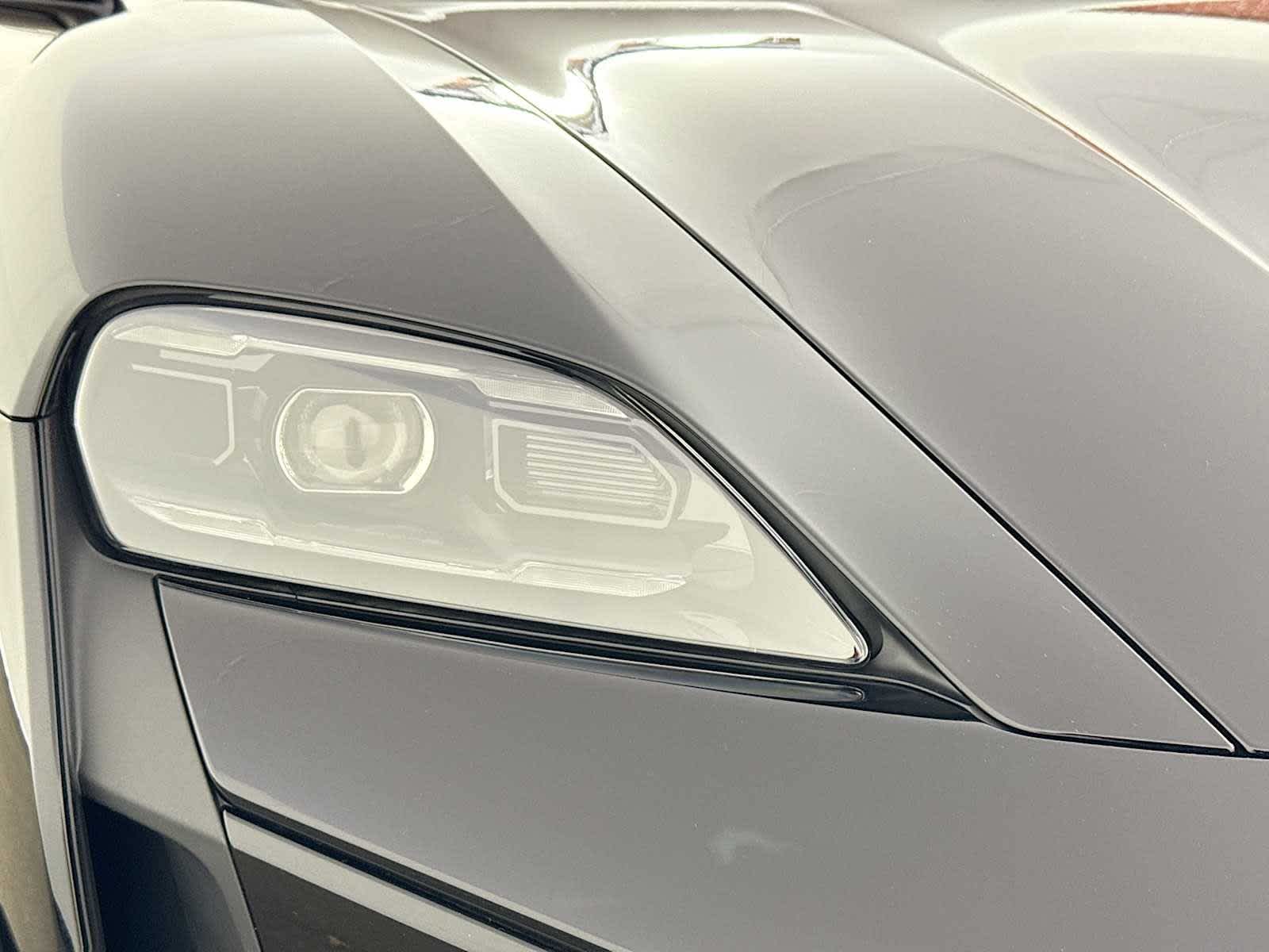 Thumbnail: 2025 Porsche Taycan - 28