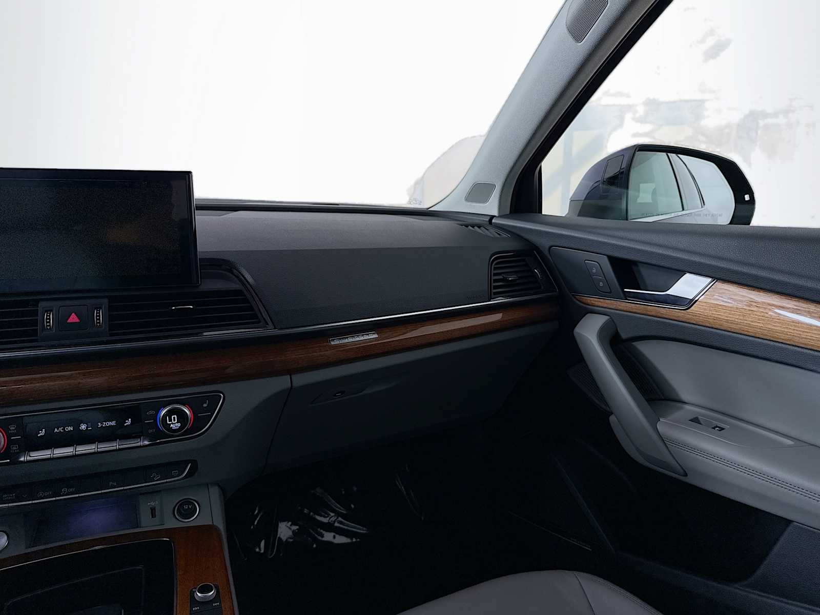 Thumbnail: 2022 Audi Q5 - 20