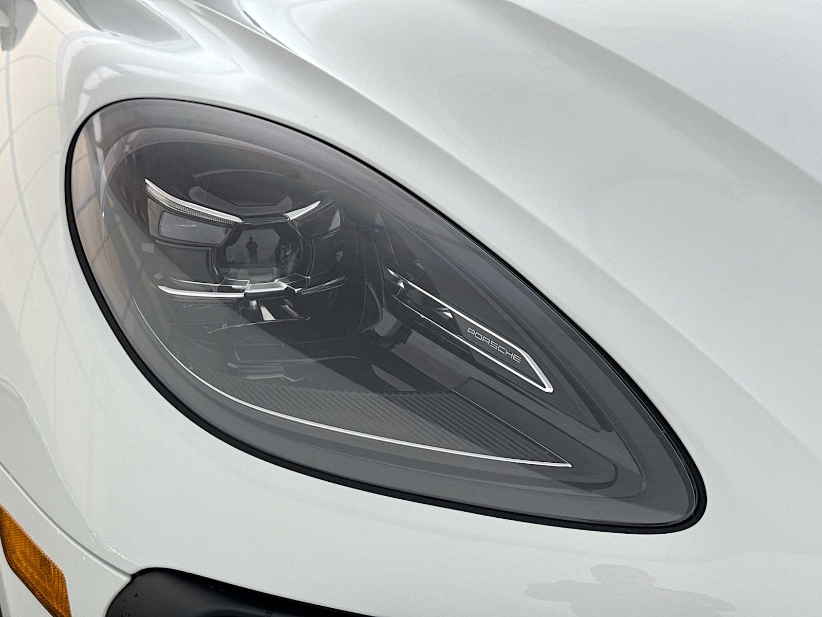 Thumbnail: 2026 Porsche Macan - 28