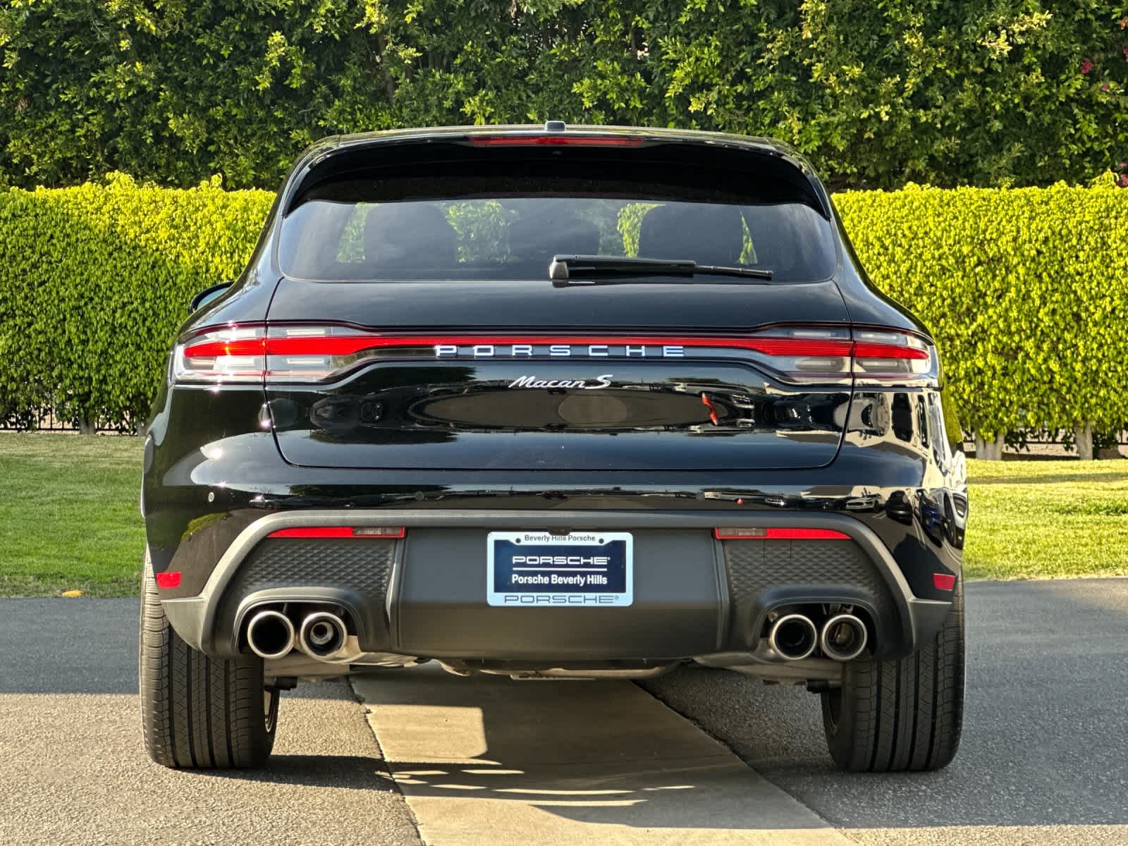 Thumbnail: 2026 Porsche Macan - 7