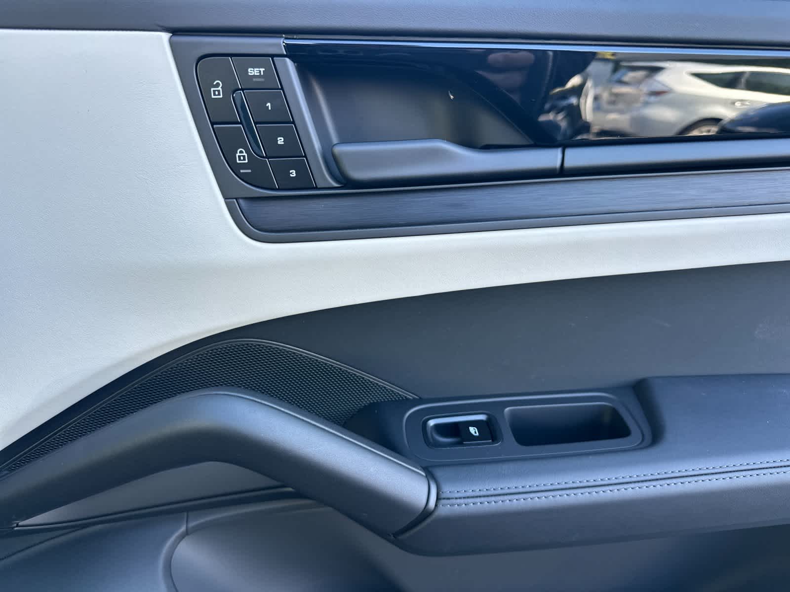 Thumbnail: 2026 Porsche Cayenne - 19