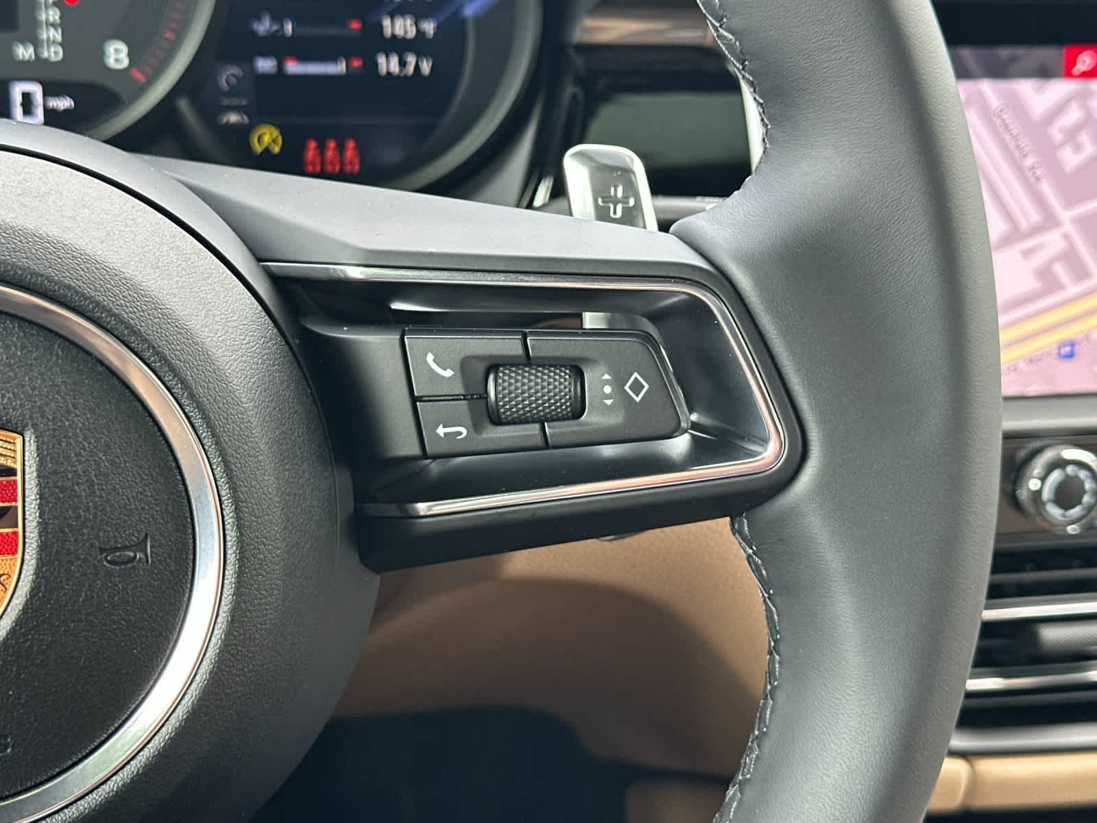 Thumbnail: 2026 Porsche Macan - 28