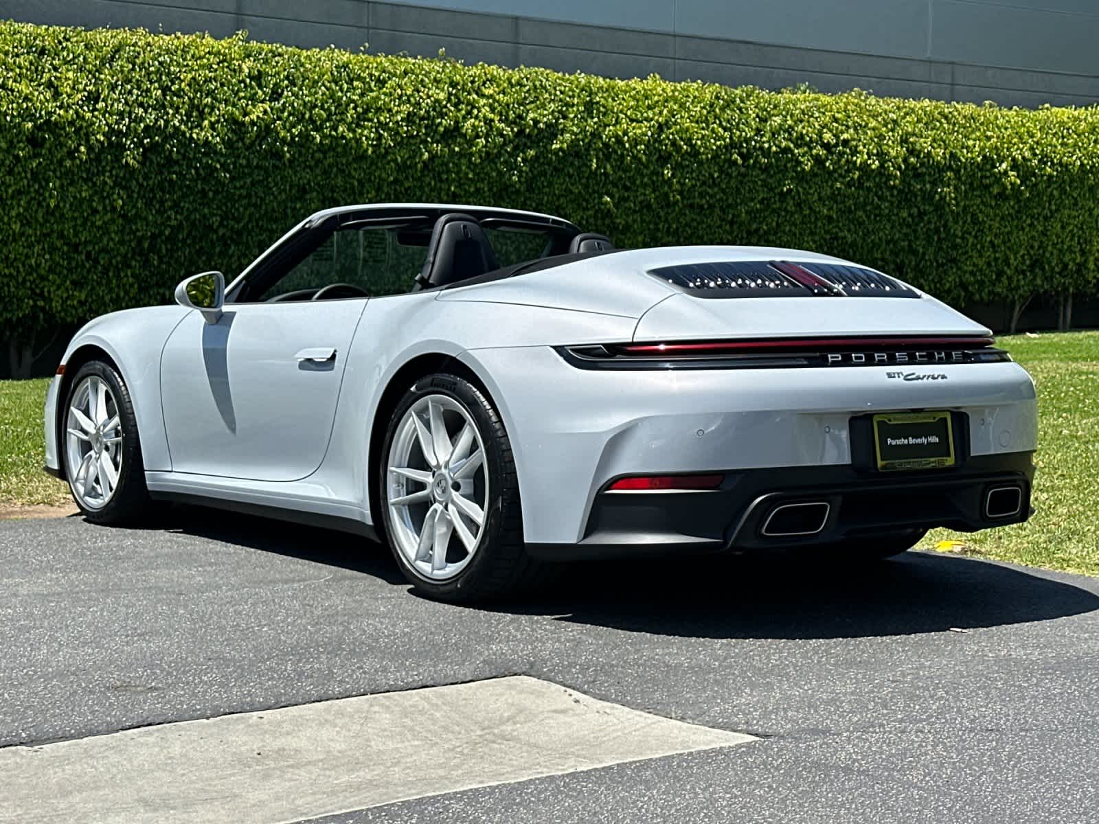 Thumbnail: 2026 Porsche 911 - 3