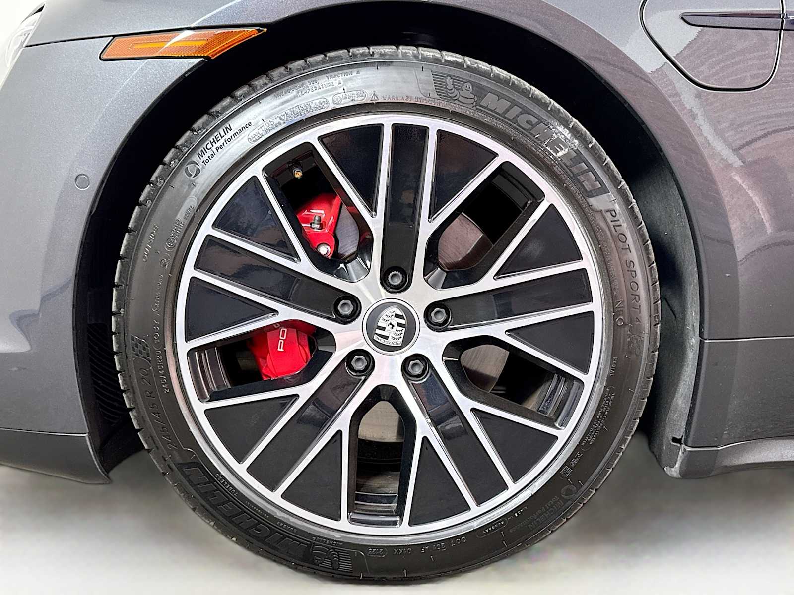 Thumbnail: 2020 Porsche Taycan - 24