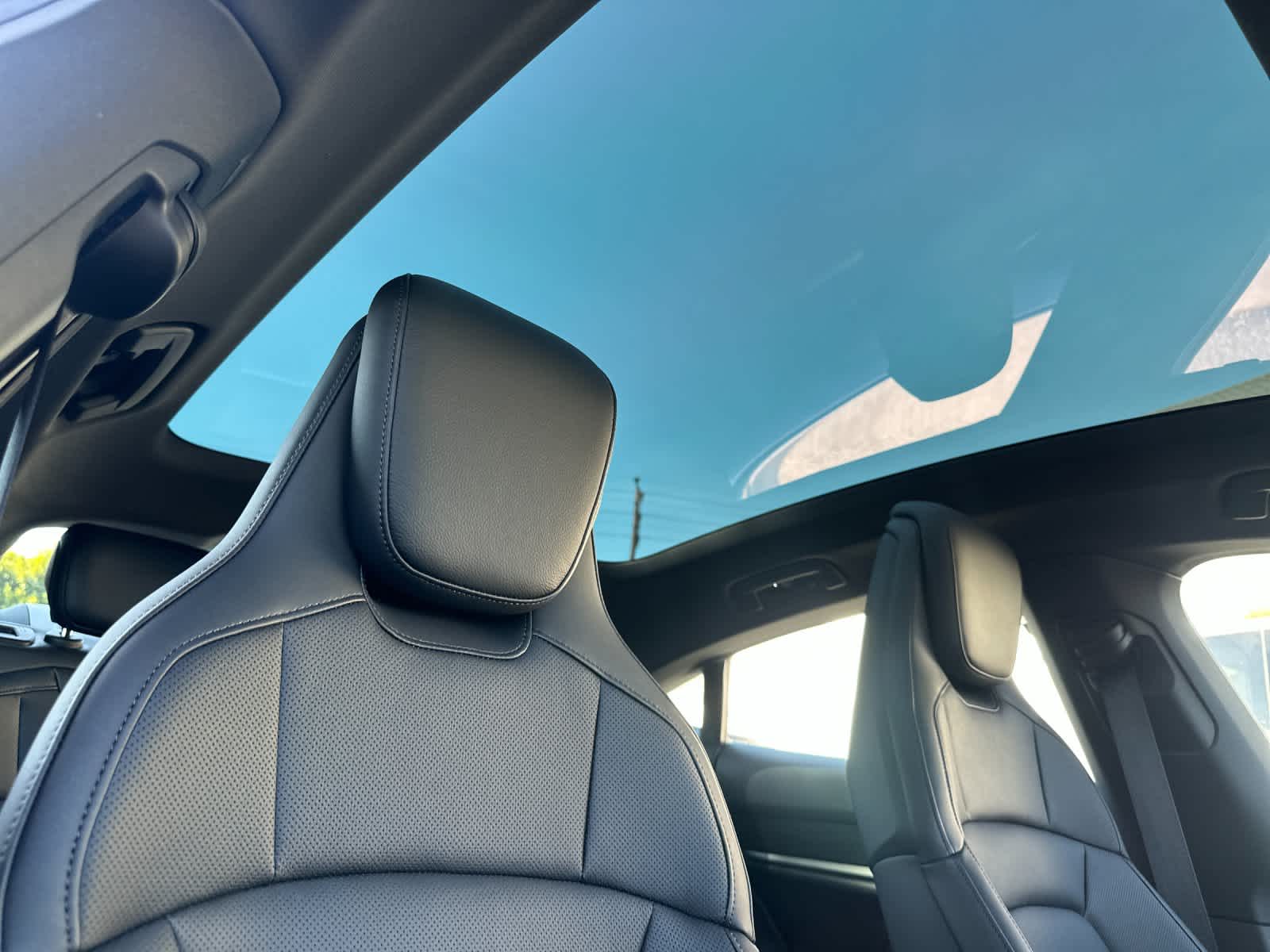 Thumbnail: 2026 Porsche Taycan - 17