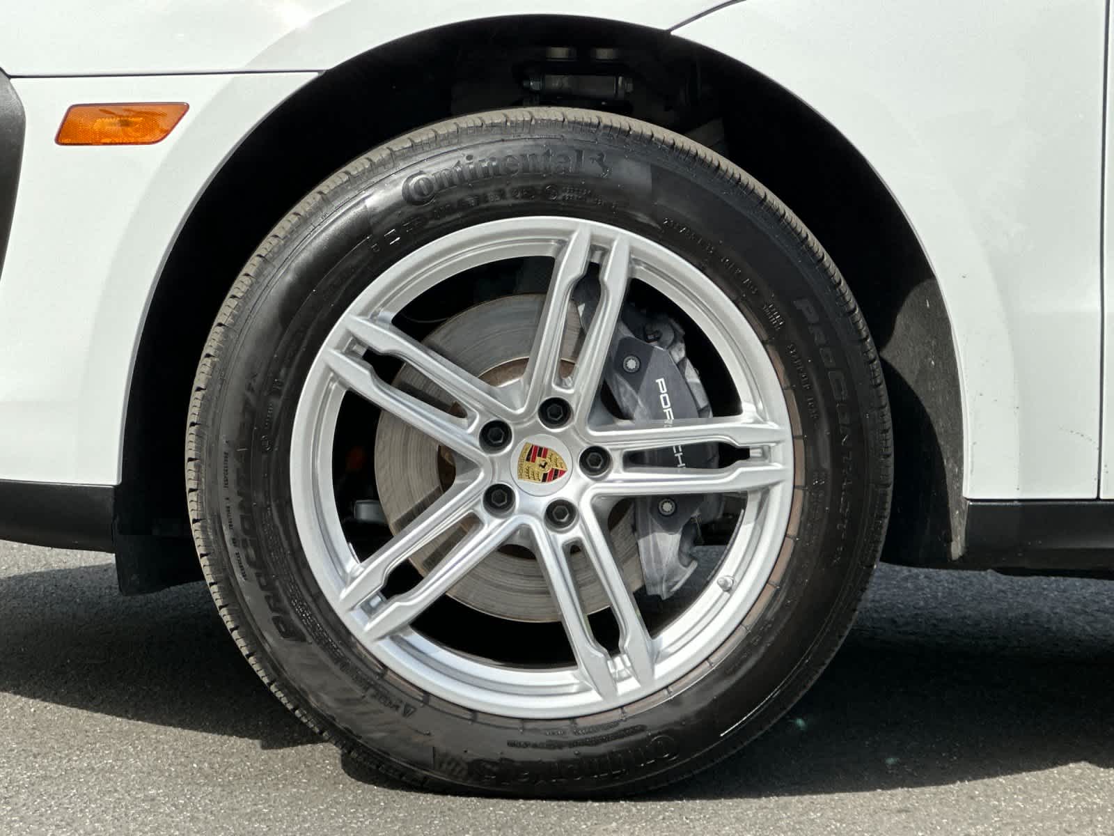 Thumbnail: 2025 Porsche Macan - 30